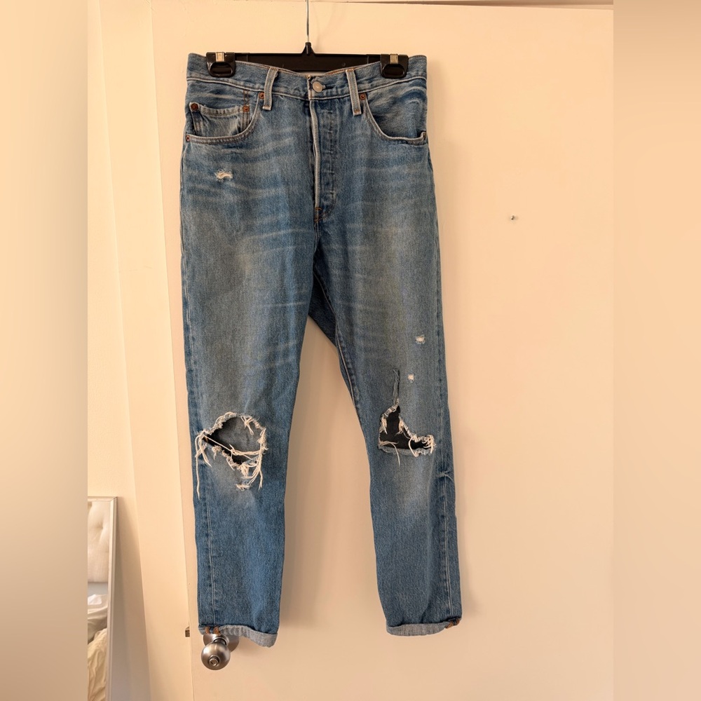Levi's Women’s 501 Light Blue Ripped Jeans